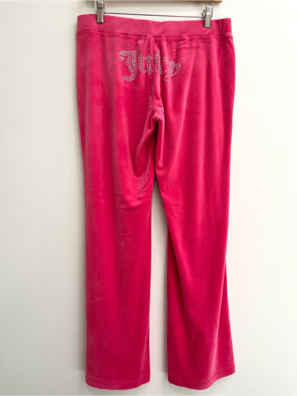 Juicy Couture Hot Pink Velour Track Suit Rhinestone Bum Size Medium - Picture 7 of 16